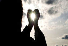 世界杯外围APP -沪滇携手忆峥嵘 鲁口哨畔(pàn)奏壮歌——纪念红军长征胜利90周年主题音(yīn)乐党课在寻甸举行