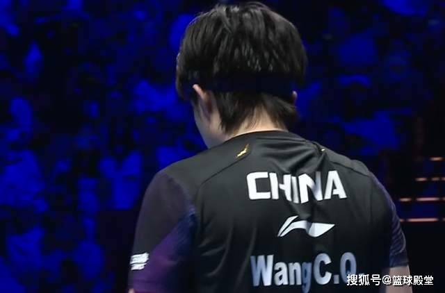 2-3落后翻盘！王楚钦坚定前台+前三板，4-3松岛辉空澳门夺冠！